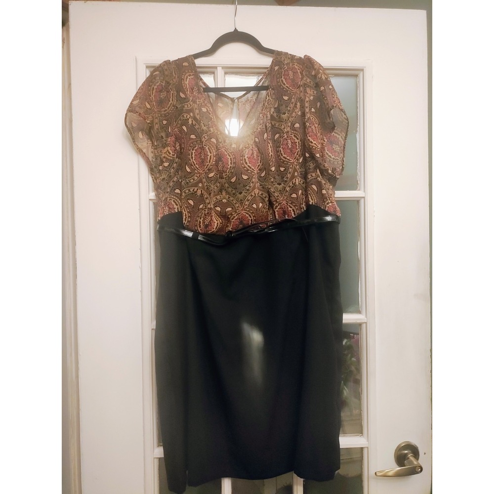 Fashion Bug 24W Black Paisley Sheath Dress Scoop Neck Short Sleeve Chiffon